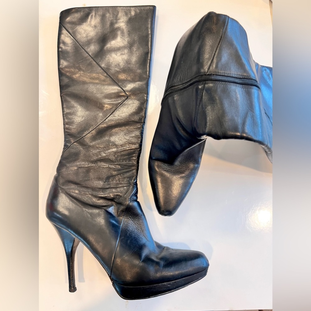 SALE 🖤 Via Spiga heeled knee high fitted boots leather pointed toe